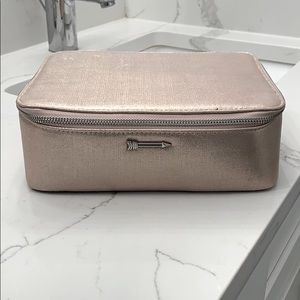 Stella & Dot Champagne Gold Jewelry Traveling Case